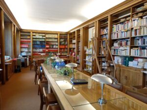 PHOTO-BIBLIOTHEQUE-1-300x225